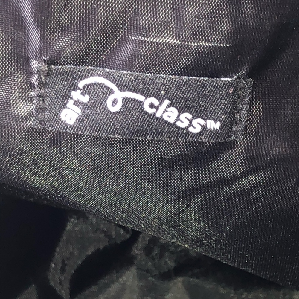Embroidered Backpack - Picture 4 of 10